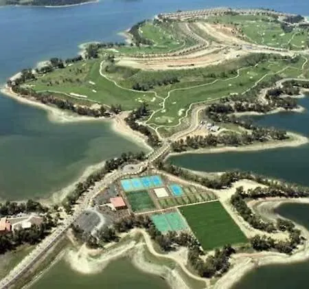 Luxury Isla Valdecanas Golf Y Villa *