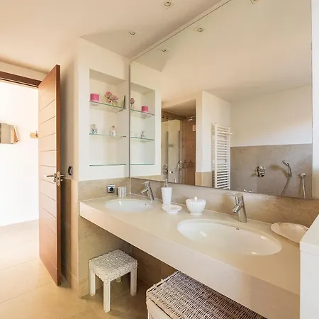 Luxury Isla Valdecanas Golf Y Villa *